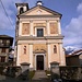 Die Kirche von Armio mit einer eher klassizistischen Fassade