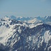 Namhafte Karwendelgipfel: Birkkar, Ödkar, Seekar, Östliche Karwendelspitze, die Vogelkar. Daneben der Rißerkogel