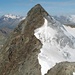 Zuckerhütl 3507 m vom Wilden Pfaff 3458 m<br />Im Hintergrund die Ötztaler Alpen (Wildspitze 3772 m)