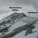 Blick auf den Glattegrat und den Risetenstock vom Elfer (2082m). Die Höhe vom Glattegrat bezieht sich auf den Sattel dahinter, der höchste Punkt ist 2198m hoch. Das Foto habe ich zu einem früheren Datum am 14.6.2008 gemacht.