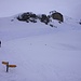 Bei Pt. 2062 - links die Aufstiegsspur auf die Siwellen. Zum Schilt quert man rechts unter diesen zum Sattel.