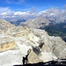 Tiefblick nach Cortina d'Ampezzo, am Fusse des Monte Cristallo-mitte und Tofana di Mezzo-links.