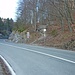 An der B11 startet der beliebte Weg zum Jochberg.
