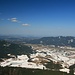 Blick über Inzell und den Teisenberg hinaus ins Alpenvorland