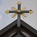 Das Firstkreuz der Halten-Kapelle an der alten Fahrstrasse Steinegg - Eggerstanden
