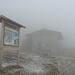 Rifugio Baita Golla 1756mt.; qui scende neve ghiacciata.