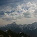 Blick hinüber zu Montasch und Monte Cimone