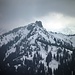 Der Teufelstättkopf (l) nah und Laubeneck (r) und [u winterbaer] schlägt das Herz höher
für eine Wanderung ohne Ski oder Schneeschuh noch zu früh
