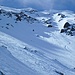 Die Rinne rechts wäre doch noch ein bisschen besser gewesen... Zu spät, aber dafür schon im Powder Vollrausch!