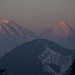 Erste Sonnenstrahlen auf den Gipfeln von Hoher Munde und Hochwand