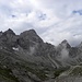 Odkarscharte(2596m), Teplizer Spitze(2613m), Simonskopf(2687m),Kerschbaumer Törlkopf(2389m),Kerschbaumer Törl(2285m) und Kleine Gamswiesenspitze,2454m.