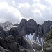 Ruckblick zur Lazerztorl(2496m), mit Grubenspitze,2671m, links im Wolken, Wilde Sender Doppelgipfel,2738m, im Bildmitte, Seekofel, 2738m, rechts.