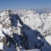 Blick vom Gipfel auf Pleisenspitze und Wetterstein