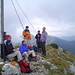 Angelika, Carola, Karin, Gisela und Martin auf dem Gipfel des Hohen Straußberges.