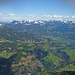 Blick über's Inntal in die Chiemgauer Alpen.