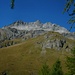 Ein letzter Blick von der Alp Pradigant (2075m) auf den Piz Tschütta / Stammerspitz (3254,1m).