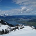 Föhn sei Dank!
Herrlicher Blick auf den letzten Höhenmetern über Rigi Staffel, Küssnachter- und Luzernersee zum ebenfalls noch schneebedeckten Pilatus