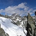 Blick ubers Glödistörl, 2830m zum Roter Knopf, 3281m, die zweithöchste Gipfel des Schobergruppe.