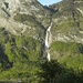 viele durch die Schneeschmelze imposante Wasserfälle