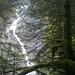 Ein Wasserfall auf anderen Seite.