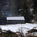 Rifugio Alpe Canva di Marcri, il rifugio è la costruzione dietro a quella che si vede, ci sono quattro baite di cui due sistemate
