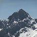 ZOOM zur Moserkar; hier ist ein durchgängiger Schneeaufstieg zur Moserkarscharte(rechts) gut möglich