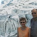 Oma en opa voor de gletsjer