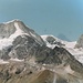 De Pigne d'Arolla torent indrukwekkend uit boven Arolla