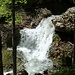 Wasserfall am Schliffbach, direkt am Abstiegweg