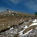 Der Gipfel der Heukuppe (2007m) kommt in Sicht. Vom Karl-Ludwig-Haus (1804m) fuehrt ein einfacher Weg mit nur maessiger Steigung nach oben (T2). Schneefelder waren keine mehr zu begehen.