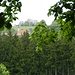 Wessobrunn zeigt sich schonmal hinterm Wald.