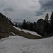 Am Sattel, wo der Weg zum Brunnenkopf von dem zum Pürschling abzweigt, liegt noch viel Schnee.