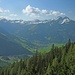 Anstieg zur Biberwierer Scharte, Blick zum Danielkamm. Der Daniel (ganz rechts) ist der höchste Gipfel der Ammergauer Alpen.