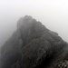 Die kleine Scharte(2630m) am Spitzkofelgrat, im Nebelsuppe.