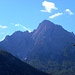 Der mächtigen Spitzkofel, 2717m, in wunderschönen Lienzer Dolomiten, von Lienz gesehen. Ist es so schön, nicht wahr?