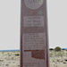 Black Mesa, am höchsten Punkt von Oklahoma - Granit-Monument aus Richtung Norden. Dort liegt Colorado, in nur 4,7 Meilen Entfernung.