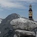 ein magischer Moment....das Bier zischt jetzt auf dem Oberen Roßkopf....gut gekühlt, denn oben lag noch eine kleine Schneewächte