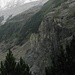 Klaffende Lücke im Felsturzgebiet am Eiger