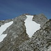 Das Schneefeld vor dem Gipfel: links ganz gut zu umgehen