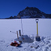Messungen im Schneeschacht vor dem Gletscherchamm