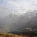 Im Tal Grindelwald, dahinter das Wetterhorn-Massiv