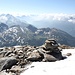 <b>Giübin (2776 m), sul confine tra Ticino e Uri.<br />[http://www.youtube.com/watch?v=2NS9c3kk10c  Vedi video]</b>