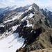 Verbindungsgrat vom Rophaien zum Diepen. Im Hintergrund der Chaiserstock. 