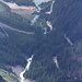 Blick hinüber zur Flüelapasstrasse und das Val Susasca
