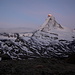 Die erste Sonnenstralen beleuchten der Matterhorn!