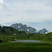 Hochtannbergpass Panorama (W-NW) - allerhand Lechquellengebirgsprominenz versammelt.