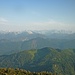 Blick über den Latschenkopf ins Karwendel.