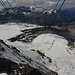 Am Klein Matterhorn - Blick entlang der Kabel der Seilbahn, die uns gleich hinunter nach Trockener Steg bringt.