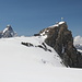Unterwegs vom Breithorn zum Klein Matterhorn - Bald sind die Ski-/Lifttrasse und das Klein Matterhorn wieder erreicht.