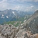 Hinterreintalschrofen, dahinter die Mieminger Kette.